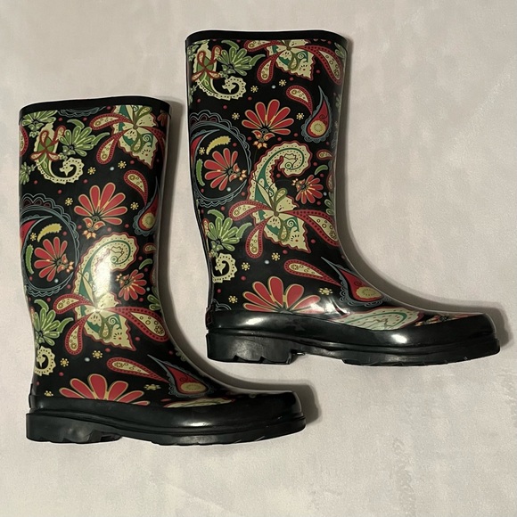 143 Girl Shoes - 1.4.3. Girl Women’s Black Paisley Print Rain Boots, 8